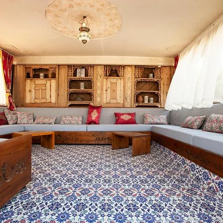 Ottoman Cave 4*