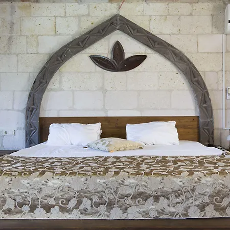 Ottoman Cave מלון 4*