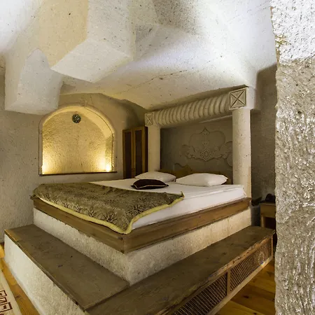 Ottoman Cave גורמה